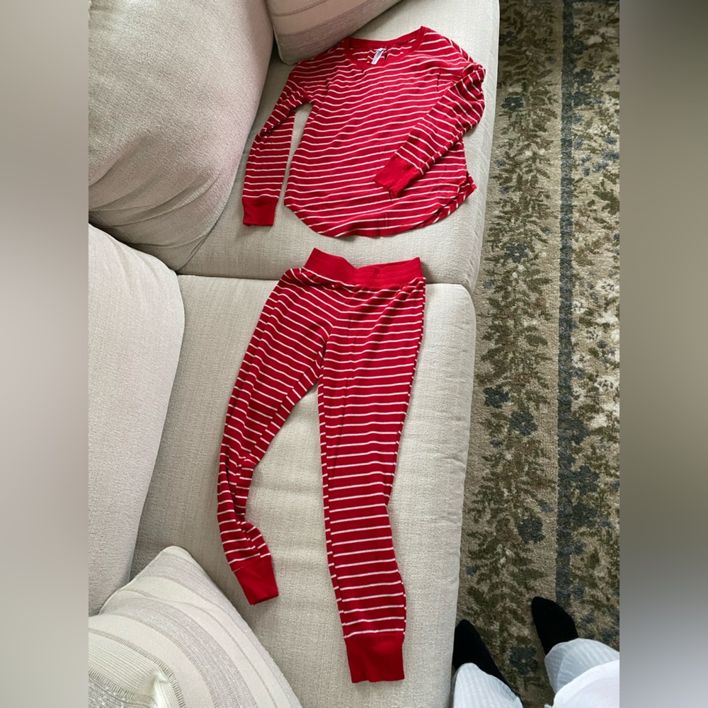 Gilligan & O'Malley Red Christmas Striped Pajama Set